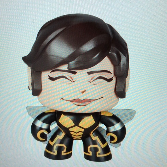Marvel‘s Wasp Mighty Muggs/New - Picture 3 of 7